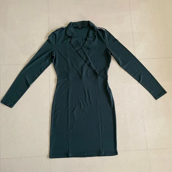 Vero Moda Sheath Dress with Notched Lapels (Dark Green) - Picture 8 of 15
